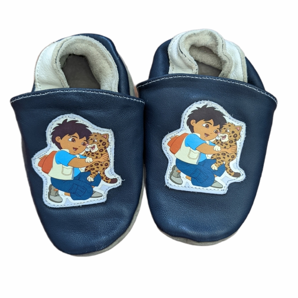 Navy blue Dora the Explorer Diego soft sole shoes